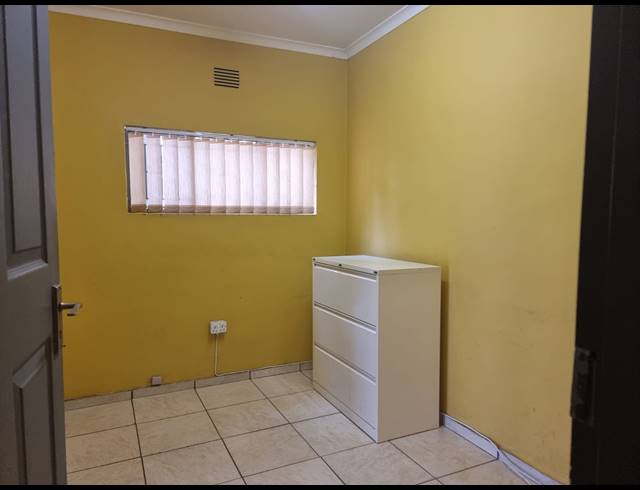 226M² OFFICE FOR SALE IN BO-DORP